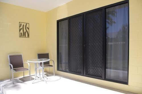 Sky View Units Bowen Aparthotel Luaran gambar